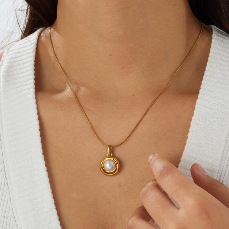 Gold Plated Herringbone Pearl Pendant Necklace Dainty Choker Jewelry for Women