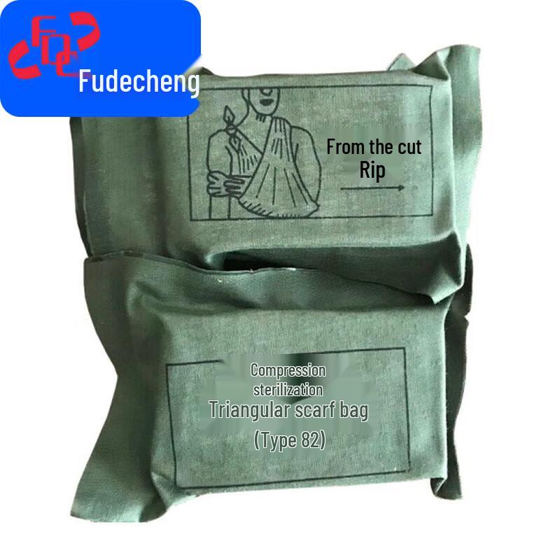 Набор треугольных шарфов в военном стиле