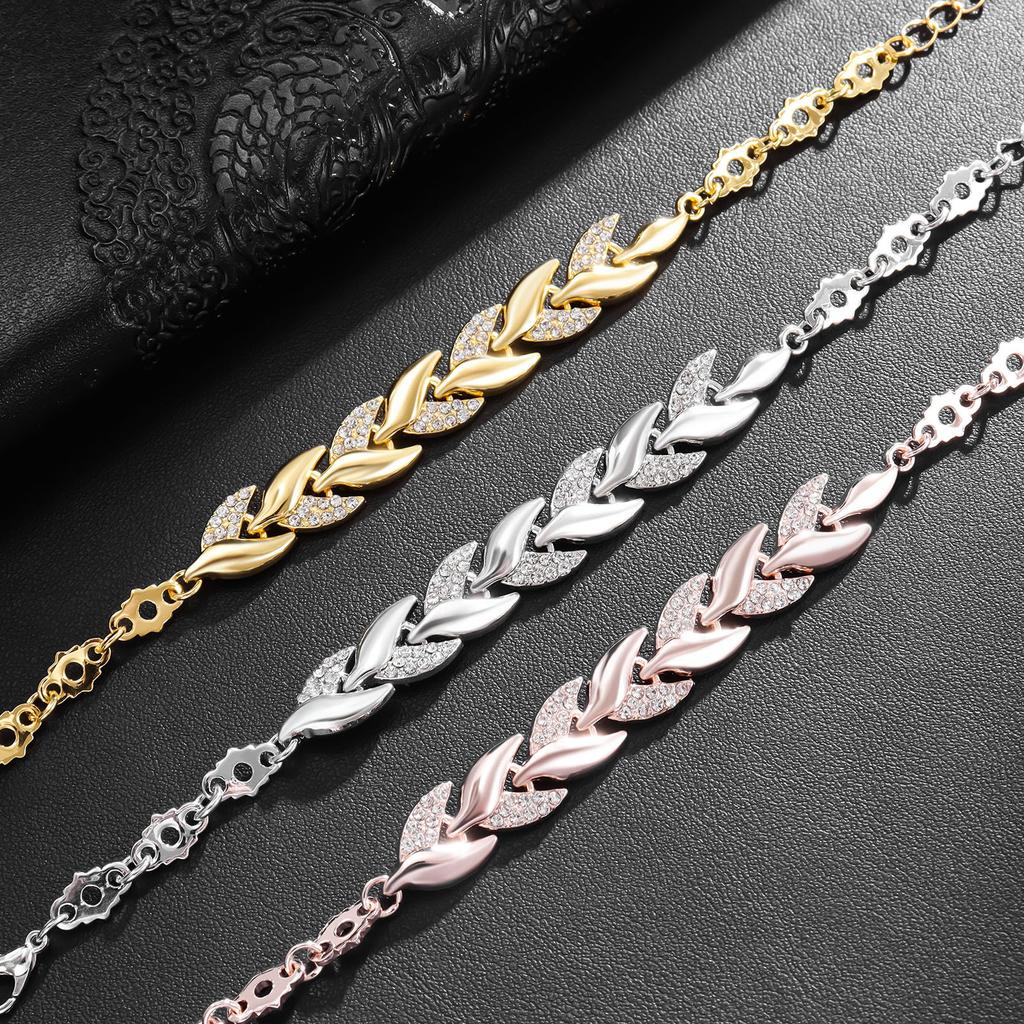 Luxuriöses geflochtenes Blattarmband mit Kristall-Anhänger - Elegantes Geschenk für Frauen | Schmuck für Hochzeit, Jahrestag & Valentinstag