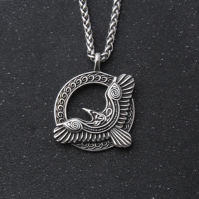 Colgante vikingo de cuervo volador de mitología nórdica para hombre.