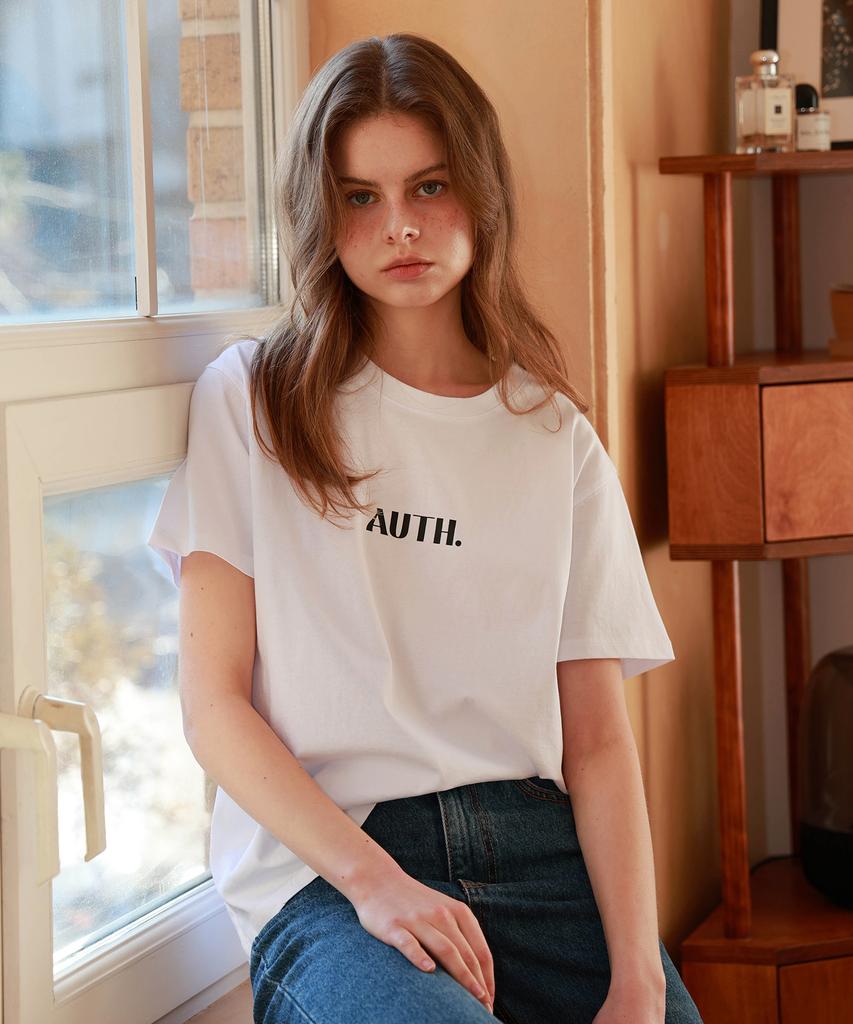 Eosseu Basic Logo Short Sleeve T-Shirt (White)