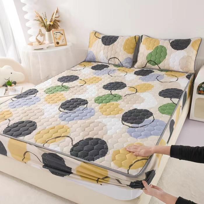 Neu eingetroffener, milbendichter, weicher, gesteppter Matratzenbezug für Twin und Queen, All-inclusive-Steppbettbezug ohne Kissenbezug