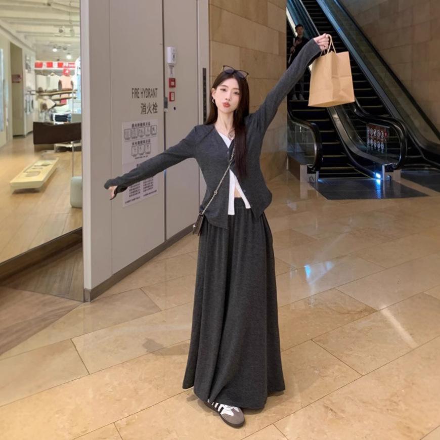 Early spring atmosphere, wear a whole suit, knitted dress, women's suit, new versatile casual dress