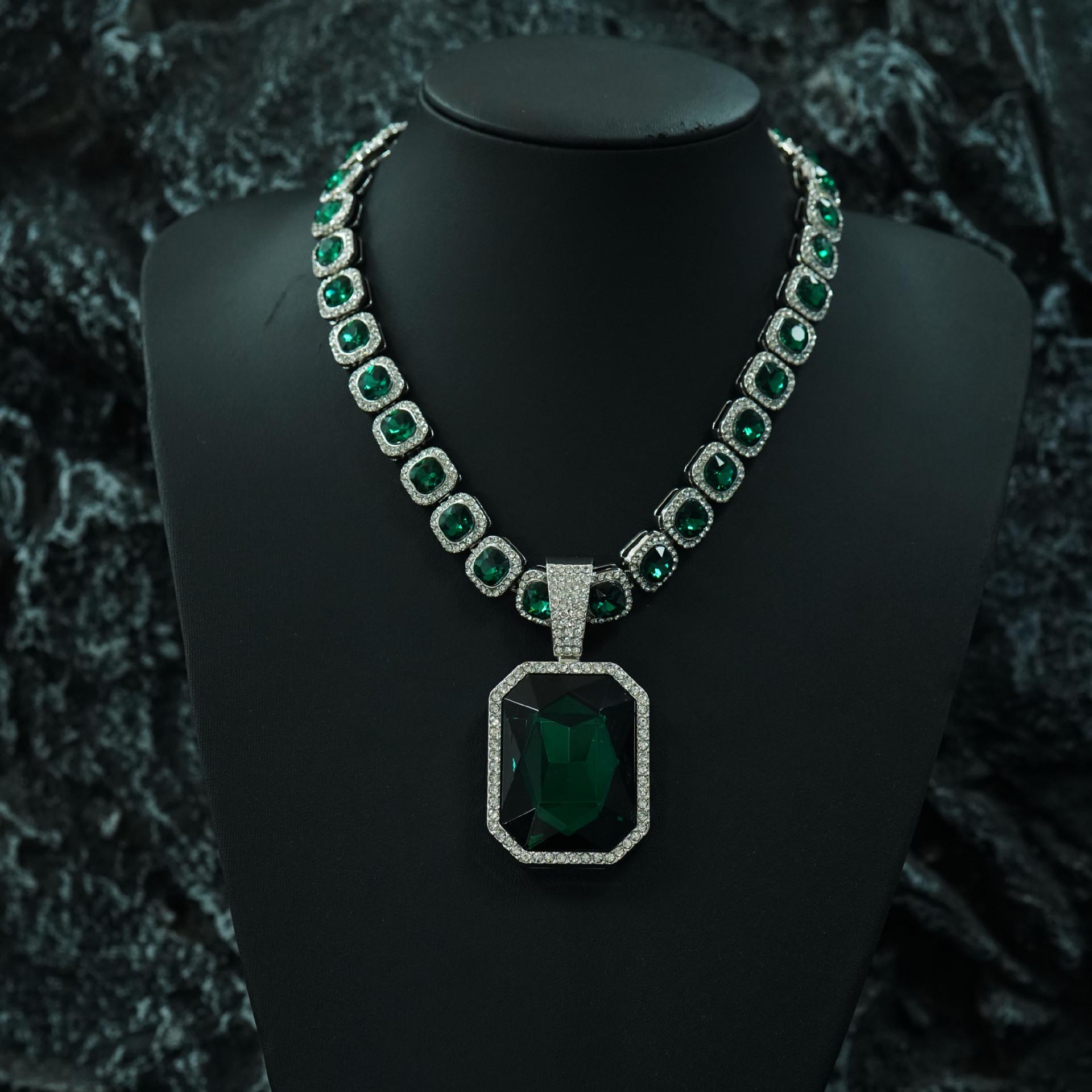 

Большая кубинская цепочка с подвеской из цветных драгоценных камней, стильное хип-хоп-ожерелье.