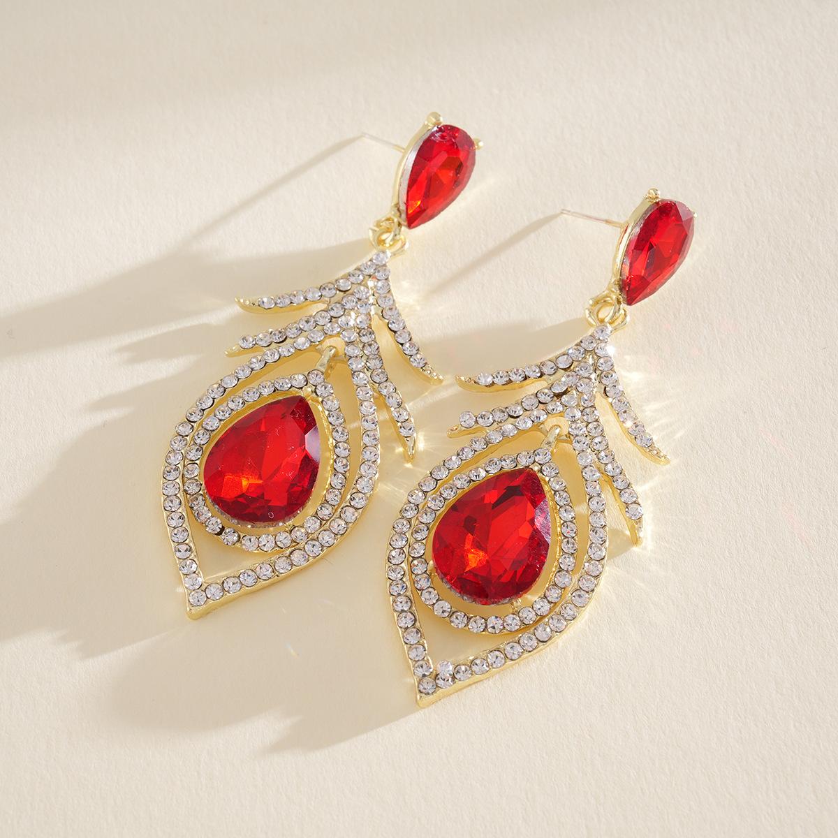 Серьги-гвоздики серебряные с бриллиантовой каплей воды, полые, легкая роскошь, придворный стиль, модные