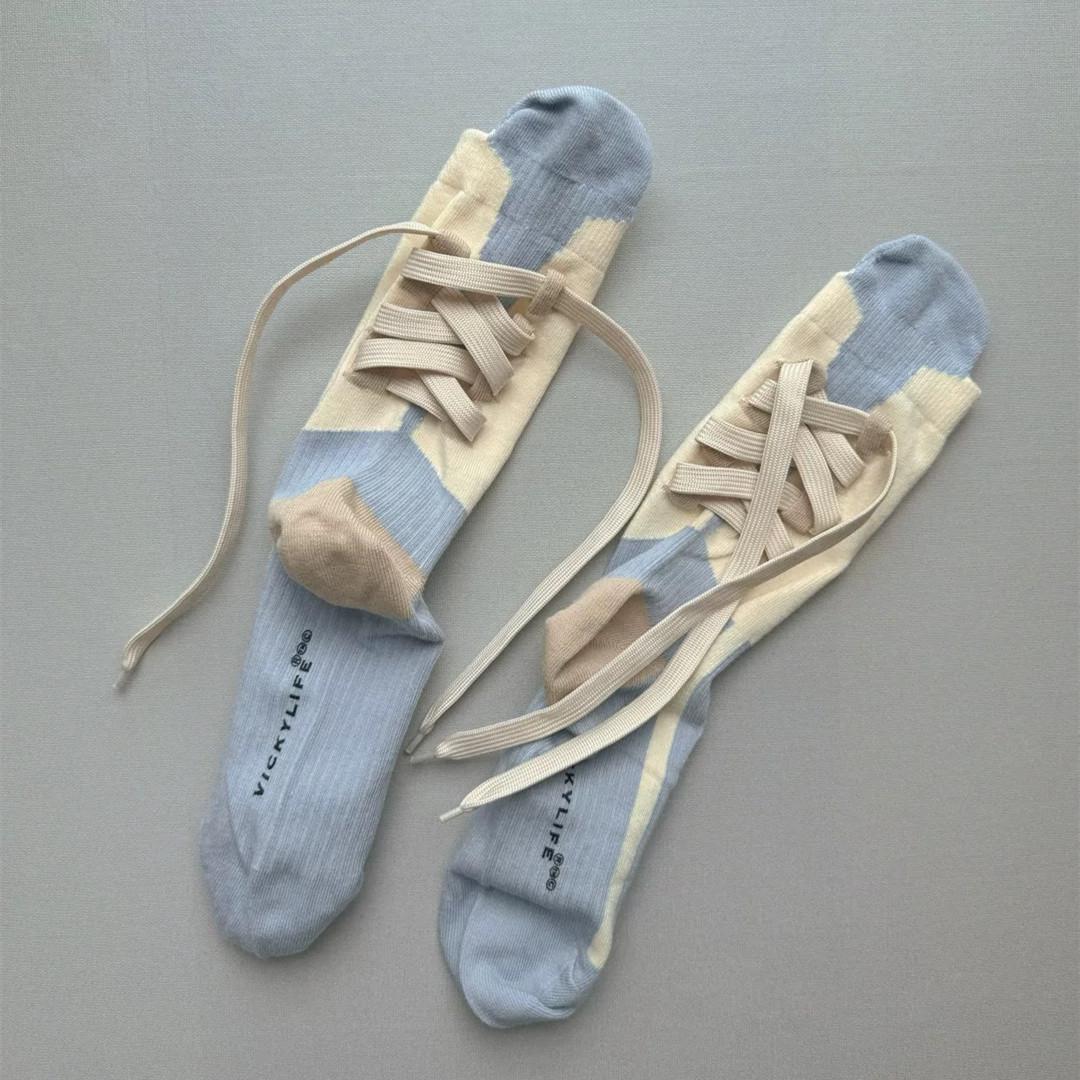 

2026 Niche Style Contrast Color Lacing Up Drawstring Punk Hip Hop Socks Men Women Strappy Design Fashion Mid-calf Socks One Size