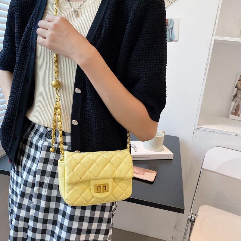 Rhombus Embroidery Thread Small Bag Women's 2025 New Foreign Trend Versatile Chain Messenger Bag Fashion Shoulder Small Square Bag