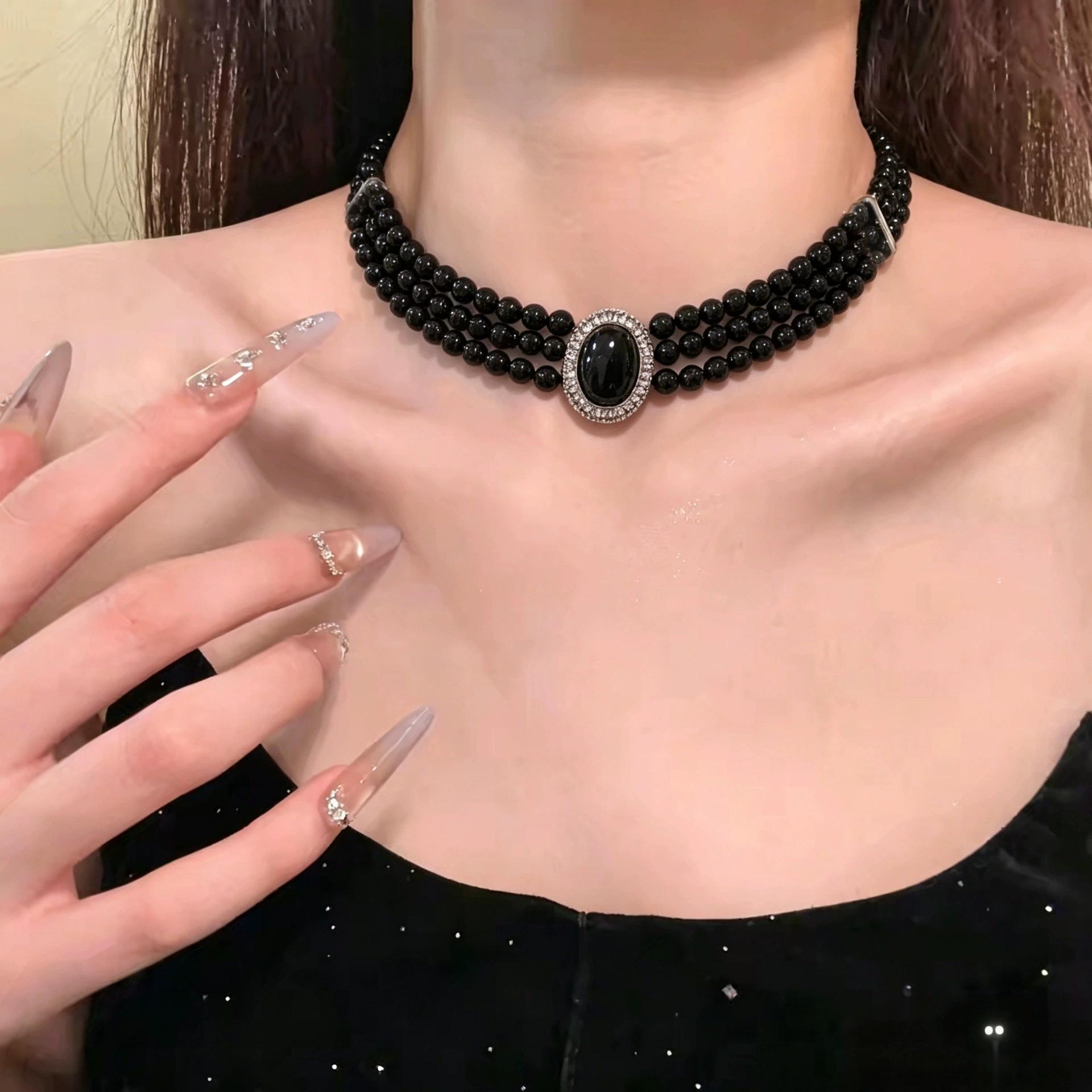 Personalized Vintage Multi Layer Black Bead Crystal Choker Necklace For Women Fashion Daily Party Charm Neck Jewelry Accessories