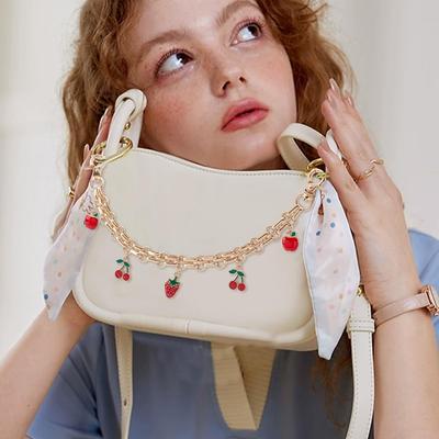 Anhänger Flash Kirsche Tasche Verziert mit Mehrfarbiger Taschenkettenanhänger Kirsche Schlüsselanhänger Designer Tasche