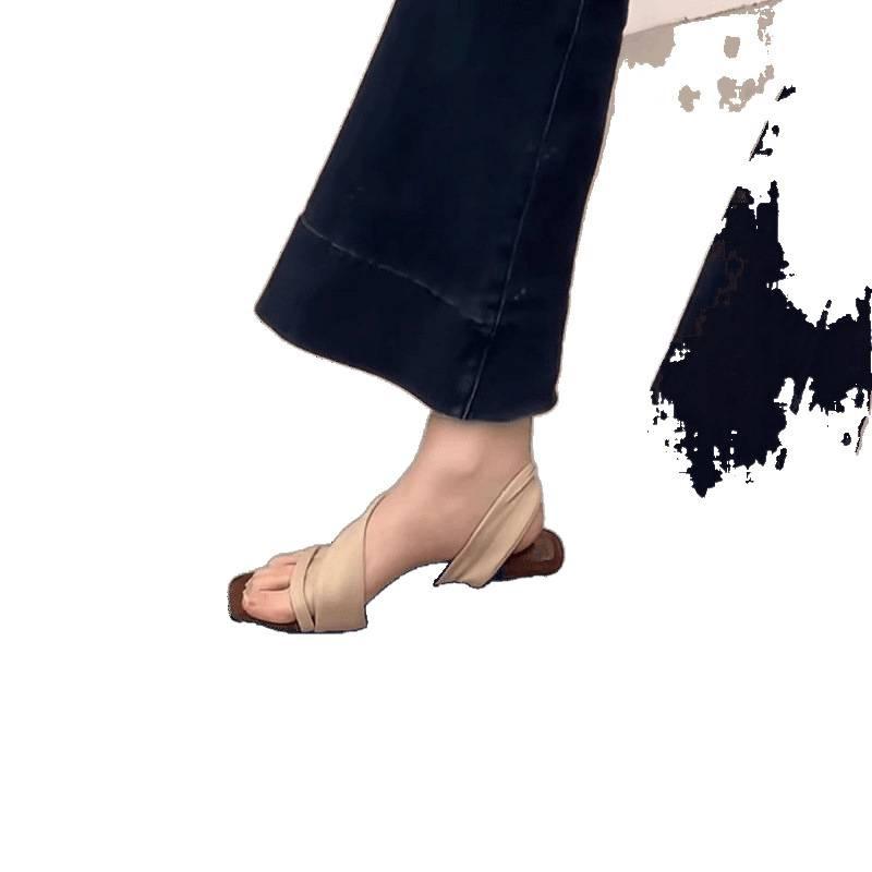 Niche high-end French fairy style one-word square head slippers 2025 new summer temperament versatile high heels sandals