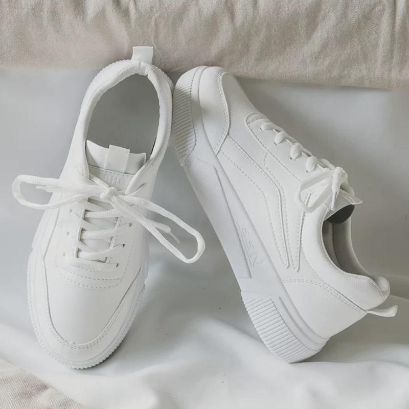 2024 Thick Soled Women's Sneakers 2024 Summer Woman Casual Small White Shoes Versatile Korean Version Sports and Travel Running Shoes