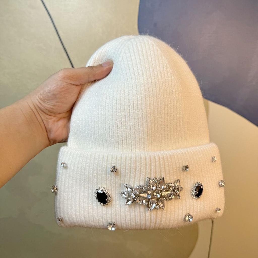 Light Luxury Rhinestone Rabbit Fur Beanie Women's Autumn and Winter White Knitted Hat Big Head Circumference Showing Face Small Baotou Cold Hat Trend
