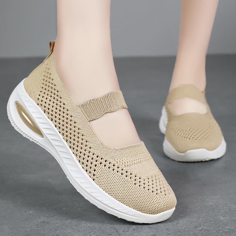Shoes women's versatile summer new old Beijing cloth shoes women's comfortable and breathable mother shoes one-pedal women's shoes
