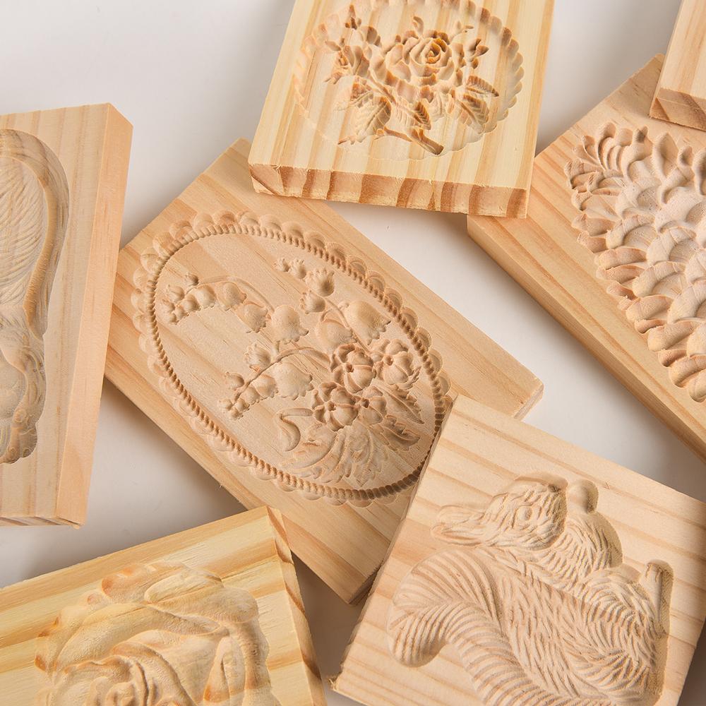 Wooden Cookie Mold Household Gingerbread Cake Mould Press Christmas 3D Biscuit Embossing Molds Bakery Gadget Kitchen Supplies