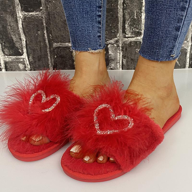 Fashion Luxury Glitter Heart Decoration Fur Slippers Women 2025 Autumn Round Toe Low Heel Outdoor Slides Warm Short Plush Slippers
