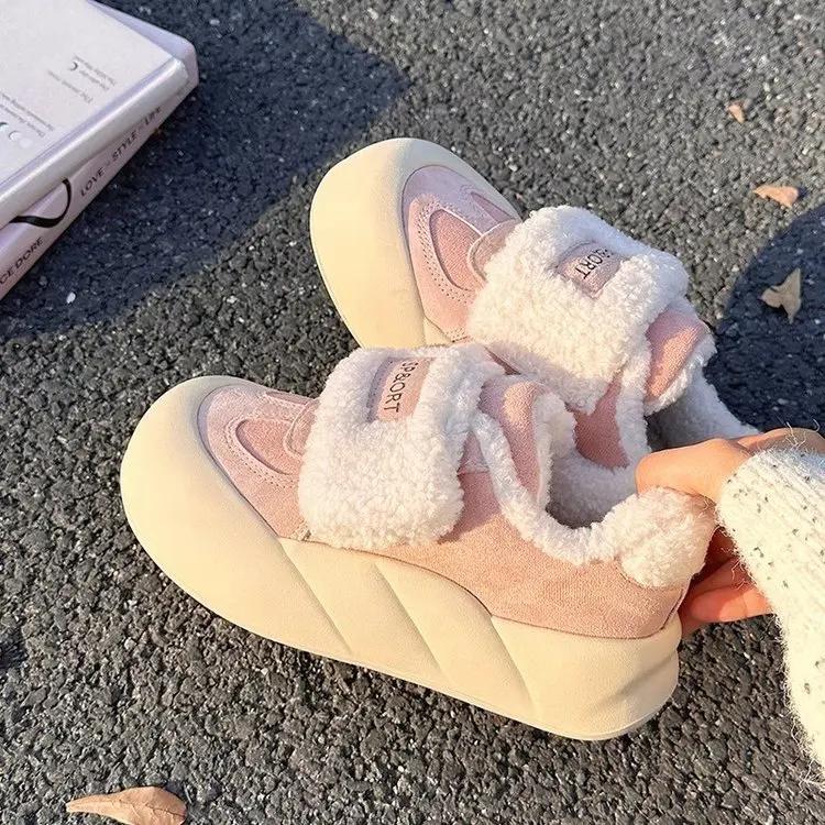 

Модные хлопковые туфли на толстой подошве, новинка зимы 2024 года, повседневные теплые кроссовки в студенческом стиле, кавайные женские теннисные туфли в стиле Лолита на толстой подошве 35 розовый