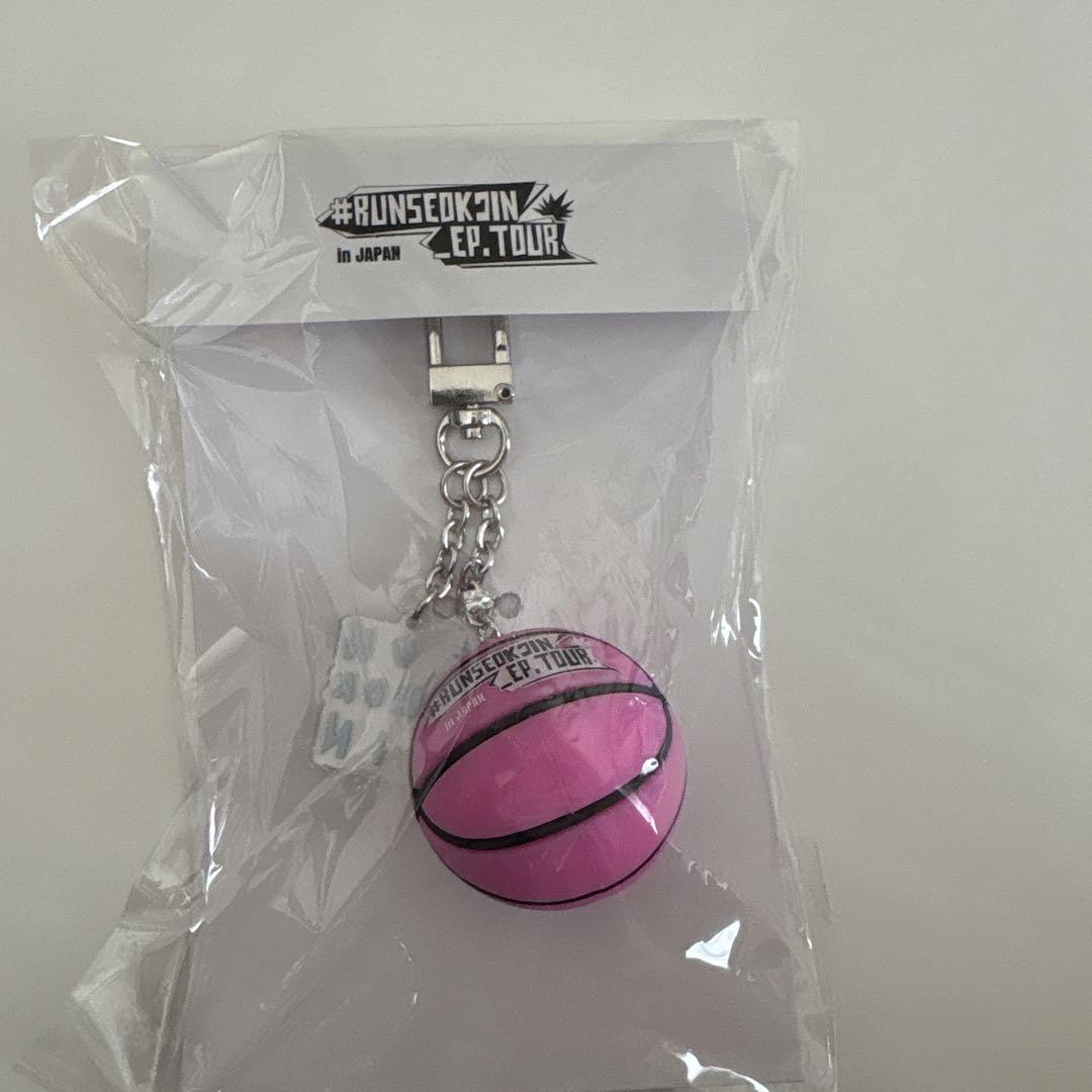 

[USED] BTS RuneSeokJin Acrylic Key Ring Jin Basketball