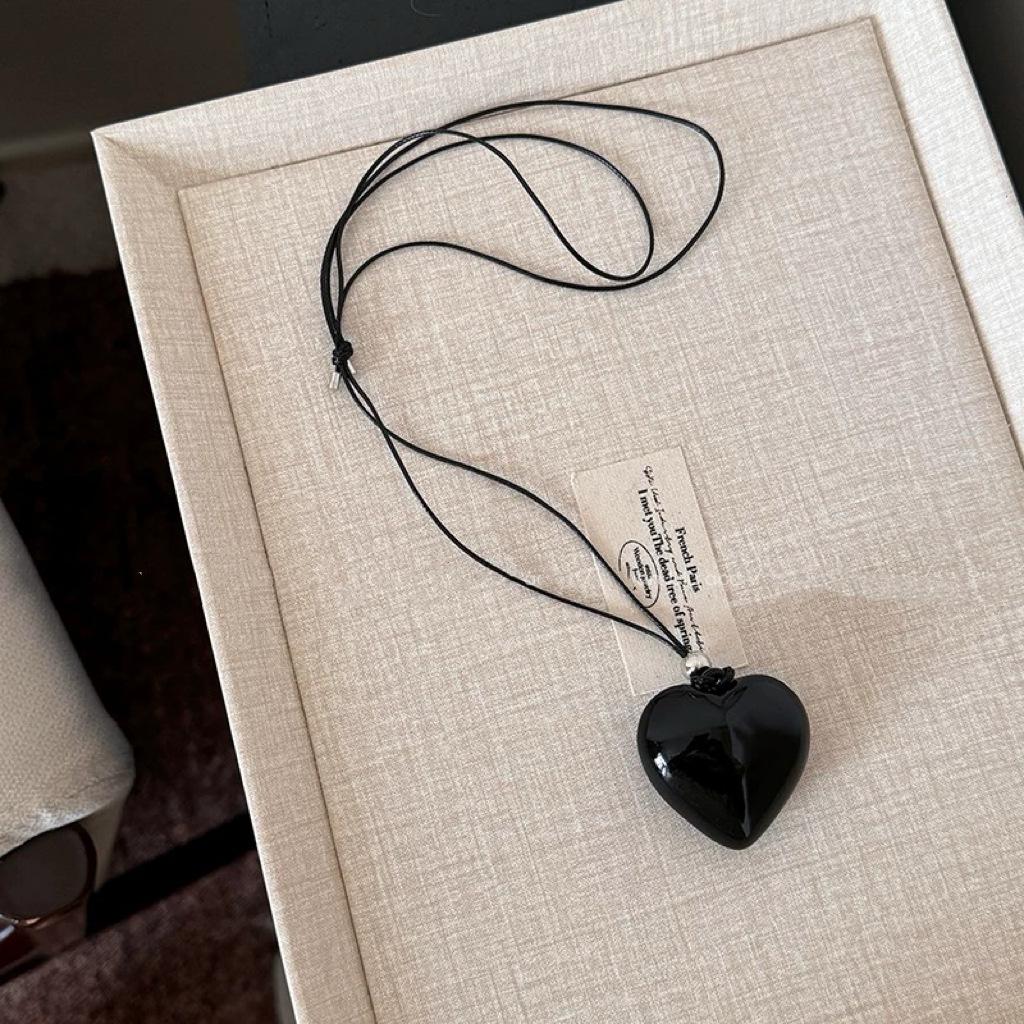 2024 Dams Eleganta Enkla Hjärthänge Halsband – Tröjkedja Nyckelbensaccessoar