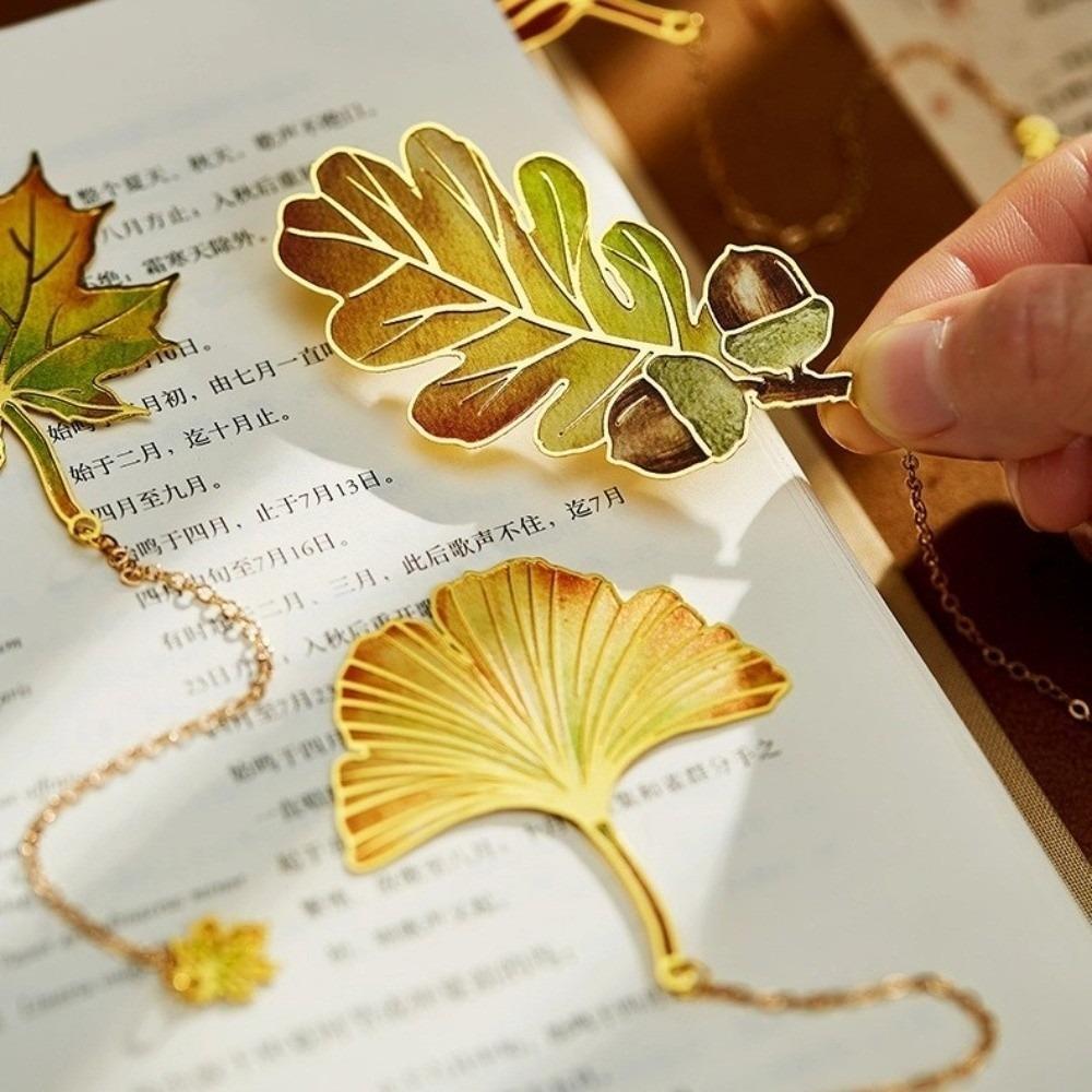 S kovovým řetízkem přívěsek Dubový list Záložka do knihy Meruňkový list Nástroj pro čtení pro studenty Kovová záložka list Javorový list Studentské psací potřeby