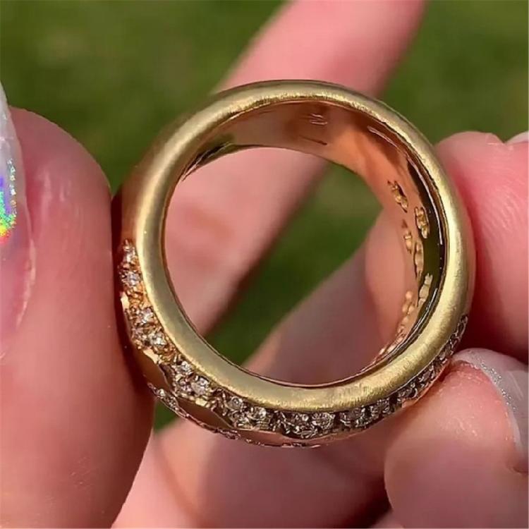 Lightweight Copper Clovers Ring With Crystal Zircon Embellished Gold Color Ring Jewelry For Daily Wear Or Formal Event