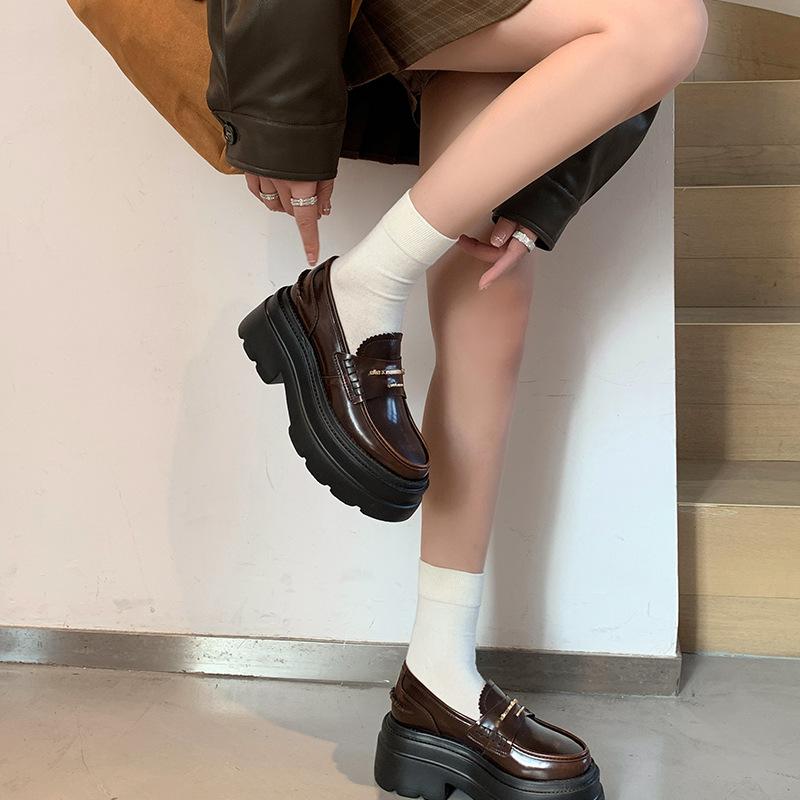 Niche light luxury women's shoes platform letter loafers women's autumn and winter 2025 new thick high-heeled inner British style small leather shoes