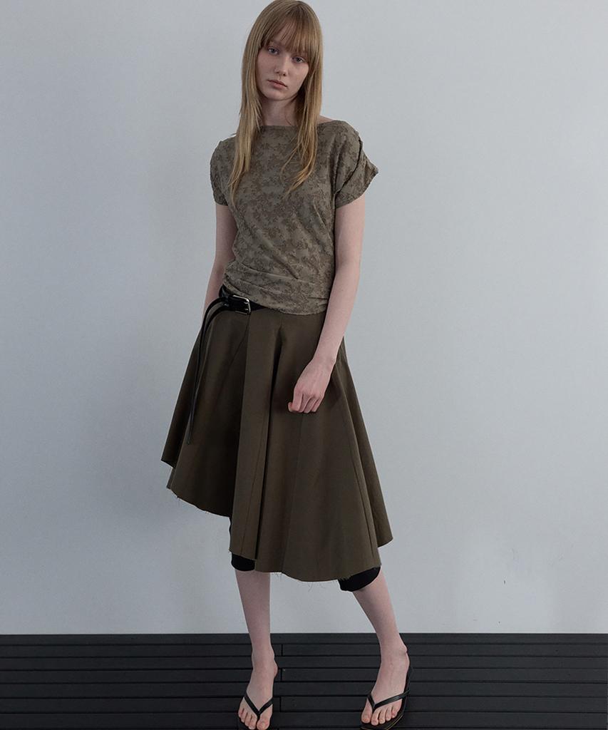 Unessin Asymmetric Cutting Midi Skirt_Khaki