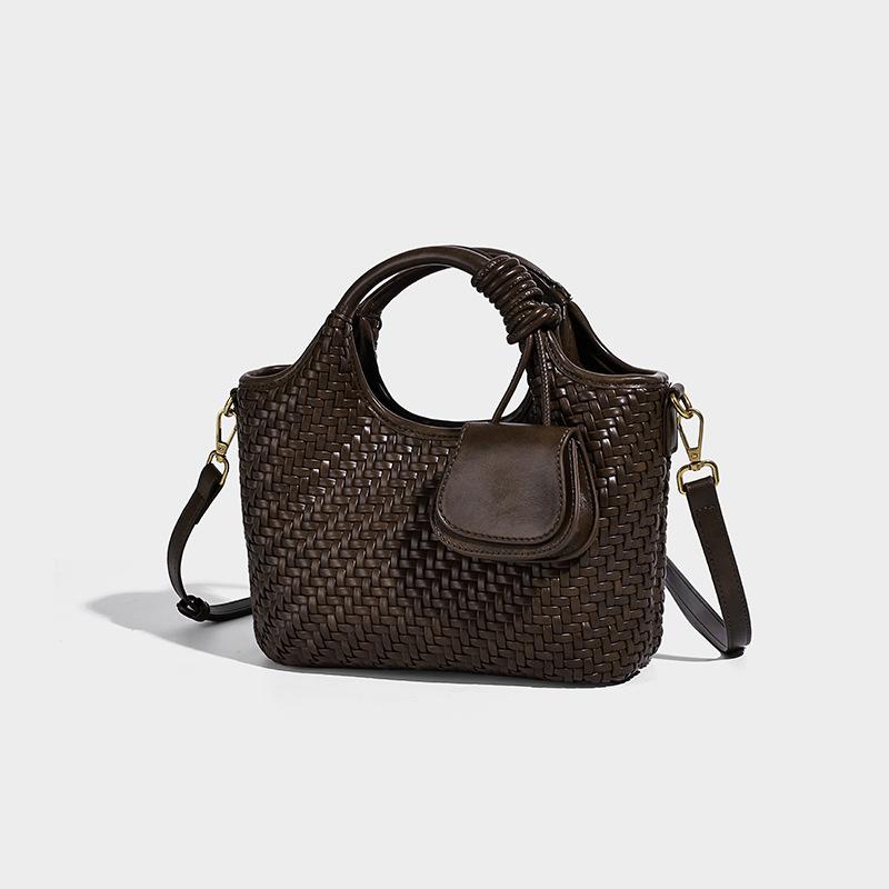 Handwoven High-end Vegetable Basket Handbag for Women 2025 New Fashion Mother and Child Bucket Bag Single Shoulder Crossbody Bag