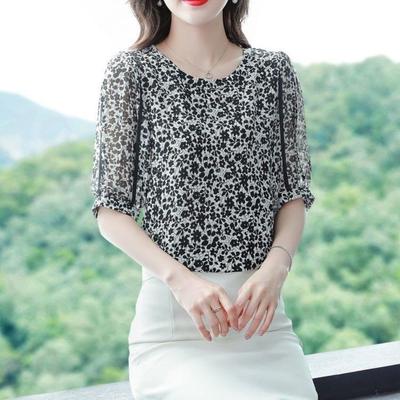Summer New Chiffon Short Sleeve Top Women's Loose Floral T-shirt Fashion Round Collar Mom's Bottoming Blouse M-4XL