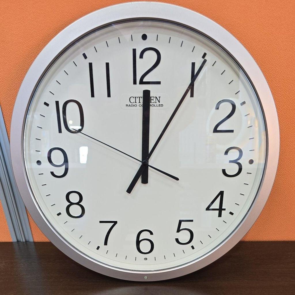 Used CITIZEN Radio Controlled Wall Clock Simple