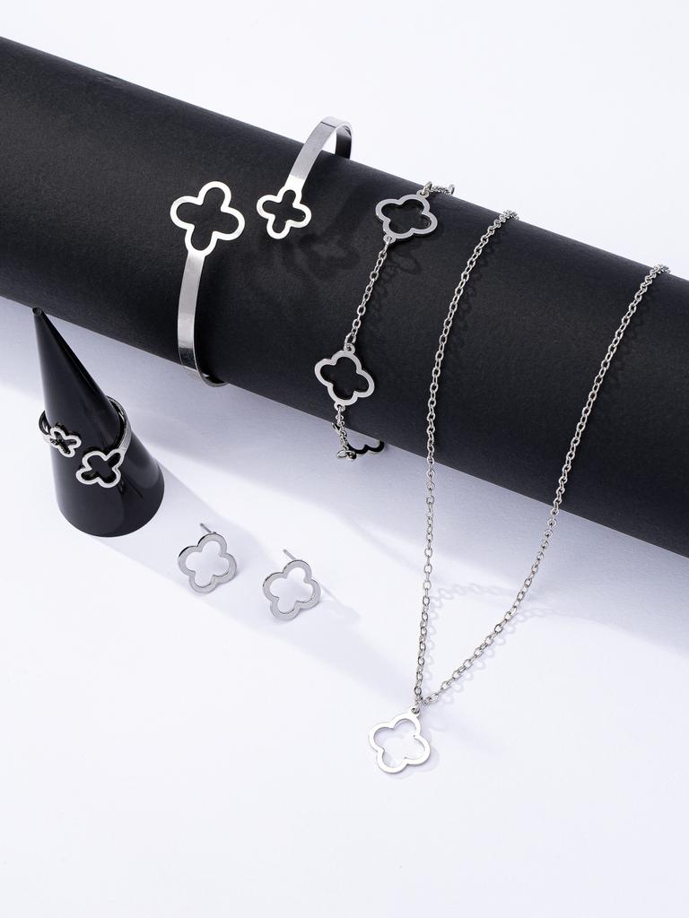 Fashion Lucky Clover Bracelet - Necklace - Earrings - Chain Bracelet & Ring Set
