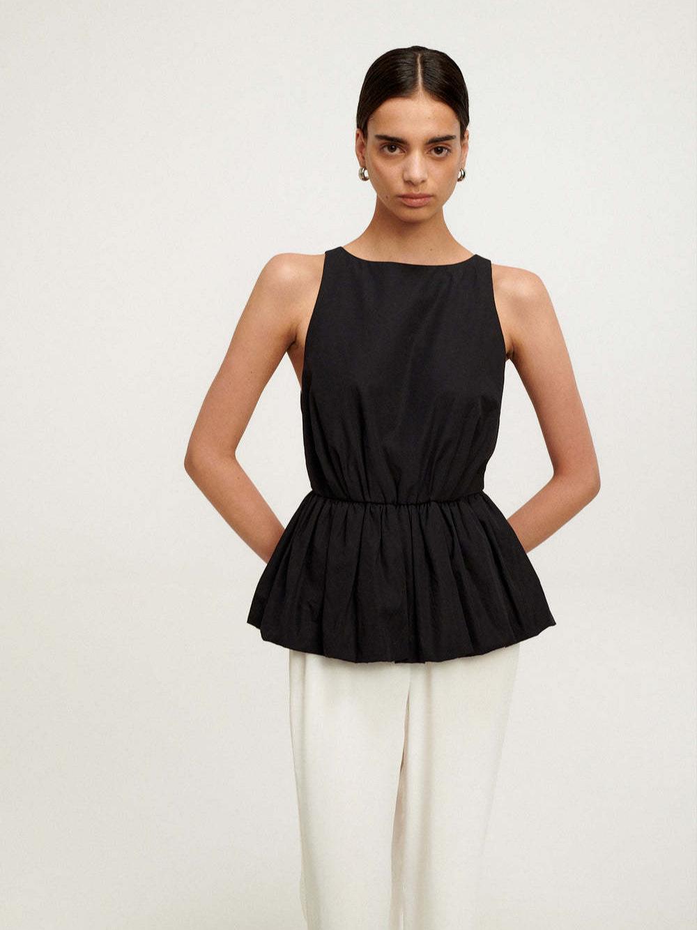 

Летний топ-пузырь без рукавов и с открытой спиной в европейском и американском стиле для женщин, 2025 Medium