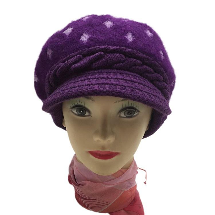 Winter women's knitted hat with thick ear protection duck tongue cotton hat for elderly mothers