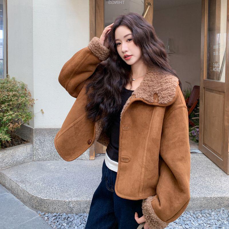 

Reversible Slim Winter Fur Coat for Women Medium коричневый