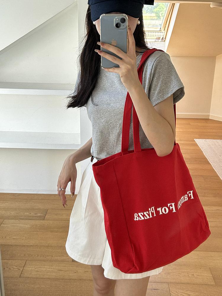 

Корейская версия красной холщовой сумки для женщин 2024 года, новая вместительная универсальная сумка через плечо, простая сумка-тоут в ленивом стиле красный