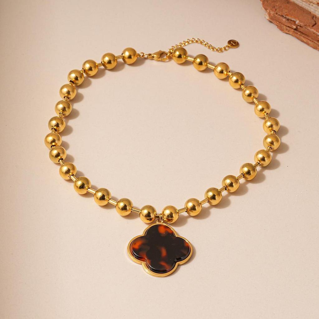 Retro European-American Beaded Titanium Steel Butterfly Flower Necklace with High-End Style