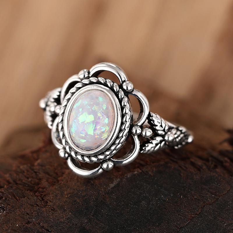 2026 Medieval Versatile Ring Women, Retro Flower Flower Jewelry, Fashion Design Personality Ring