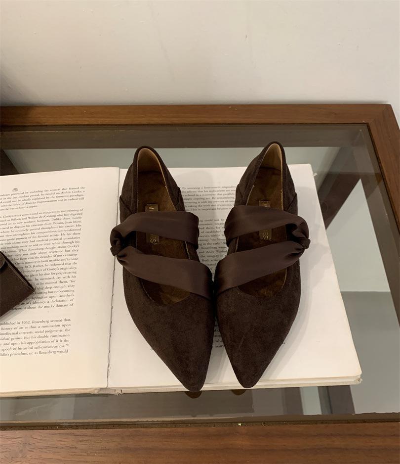 

2025 new fashionable versatile square head inner height-increasing single shoes women s shallow mouth laden shoes women s shoes work single shoes 39 темно-коричневого