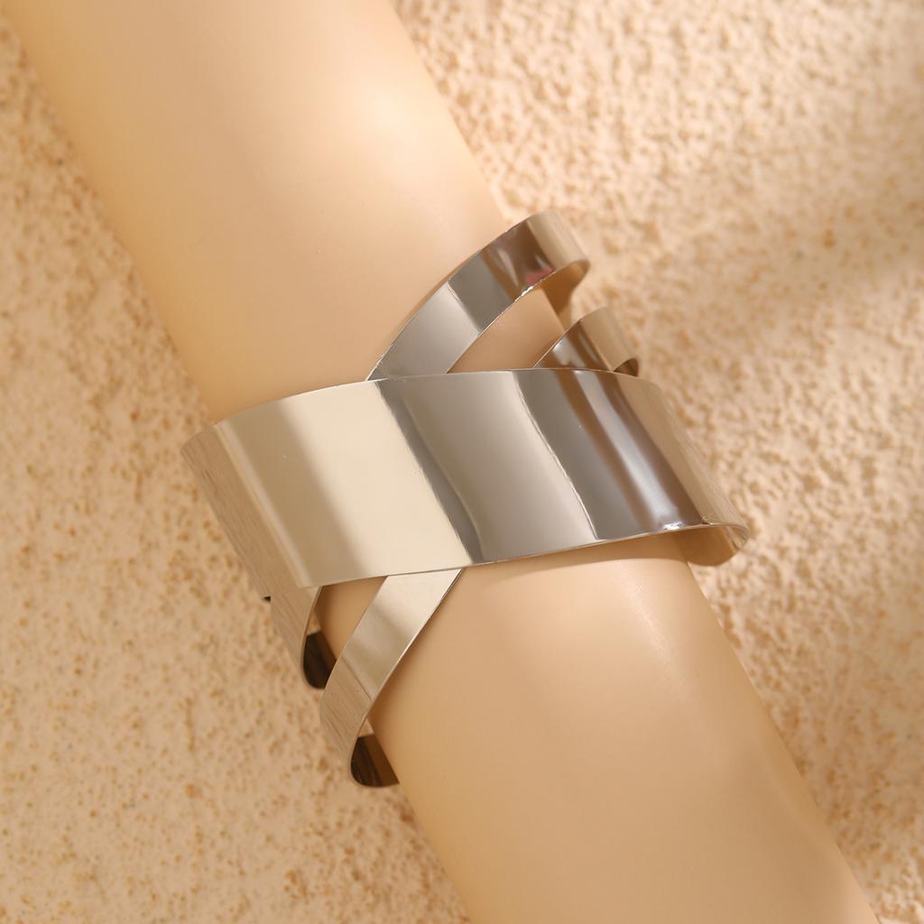 DIEZI Fashion Hip Hop Irregular Hollow Out Cuff Wide Bangles Vintage Gold Silver Color Metal Bracelets For Women Punk Jewelry