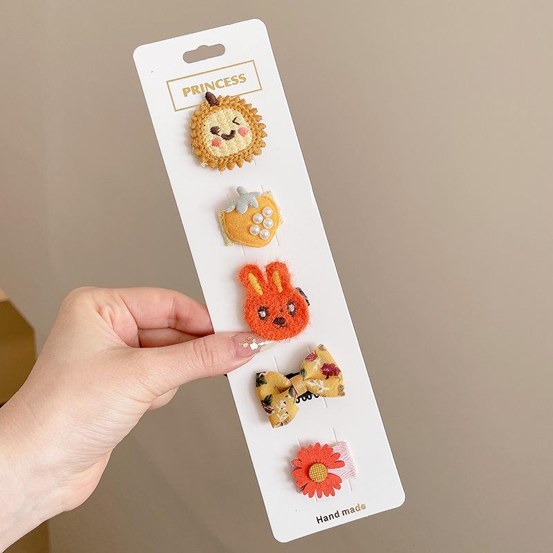 Retro Cute Baby Hair Clips – Gentle Fabric Flower Headwear for Girls