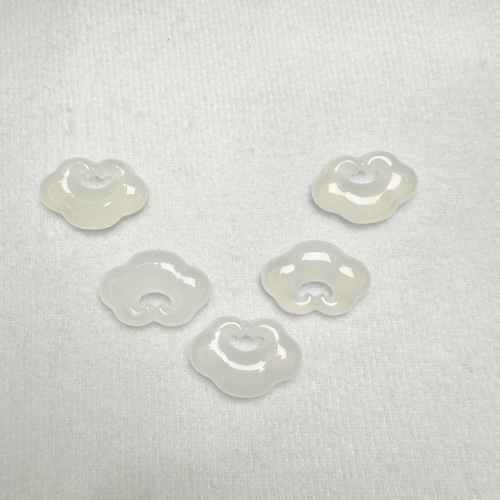 Natural White Agate Chalcedony Cloud Lock Ruyi Pendant Jade Accessory