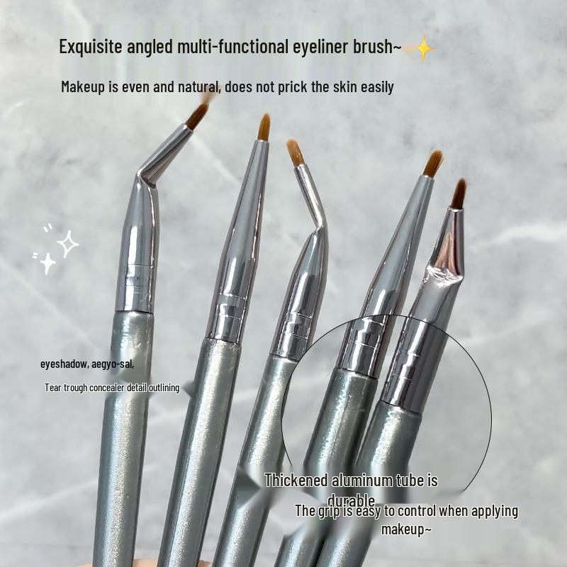 Mingxi Zhi Angled Eyeliner & Under-Eye Detail Brush for Lower Eyelid and Concealer Makeup