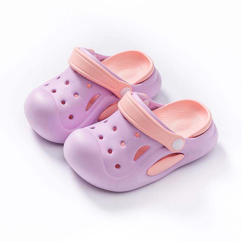 Children's Hole Shoes New Summer Beach Super Soft Non-slip Deodorant Boys and Girls Hollow Cool Slippers
