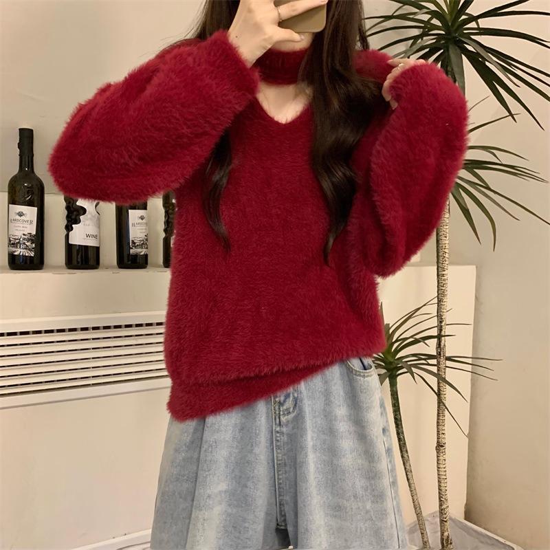 White Halterneck Mohair Sweater for Women in Autumn and Winter V-neck Knitted Bottoming Shirt Soft Waxy Mink Velvet High-end Top