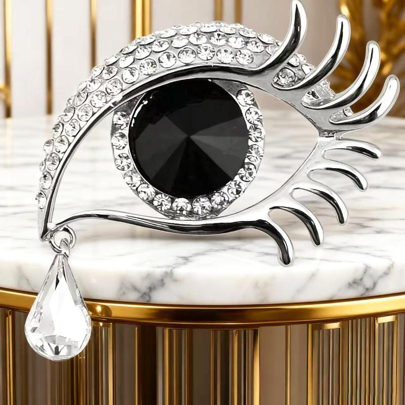 Creative Enamel Devil Eyes Office Causal Brooch Women'S Waterdrop Eyes Corsage Pin Accessories Gift