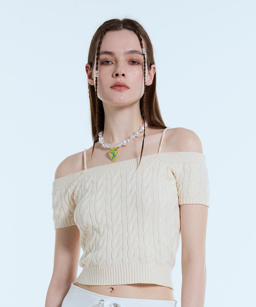 LARTIGENT L11 Cable Off Shoulder Knit(Cream)