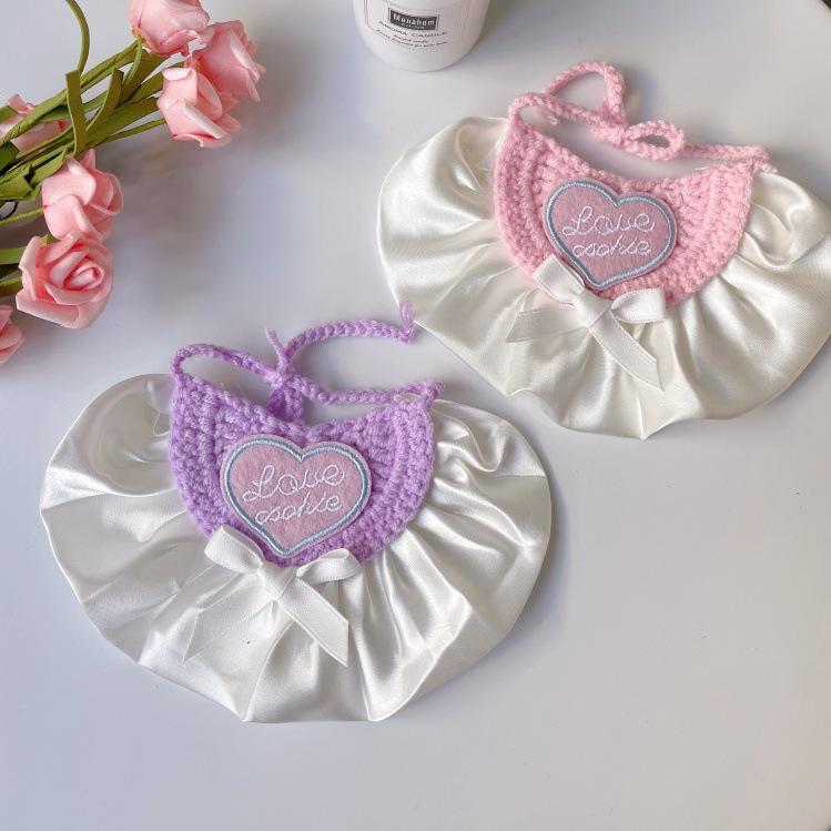 Cute Princess‑Style Cream Pet Bib Love Embroidered Bow Decor Saliva Towel for Cats Dogs