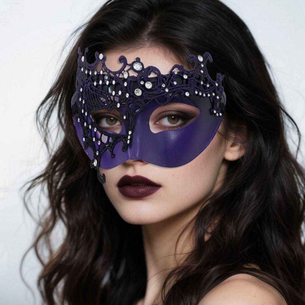 Women Rhinestone Half-Face Mask Metal Hollow Lace Party Mask Masquerade Ball Party Eye Cover Cosplay Prom Costume Props Masks