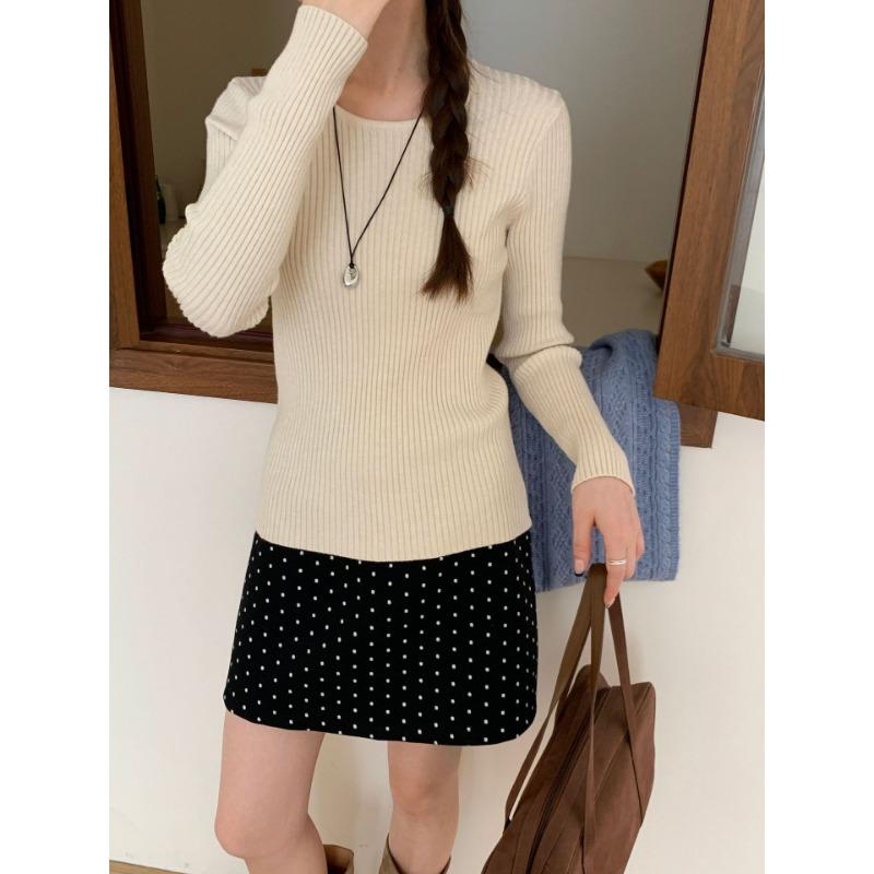 Crew neck back bow design sense knitted bottoming shirt autumn and winter new slim and thin sweater inner women