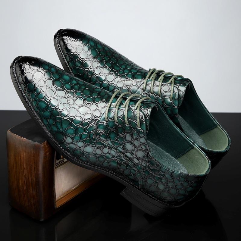 

20252025 Популярные повседневные кожаные туфли большого размера для деловых людей с мягкой подошвой в британском стиле с острым носком для свадьбы и жениха 39 зелёный