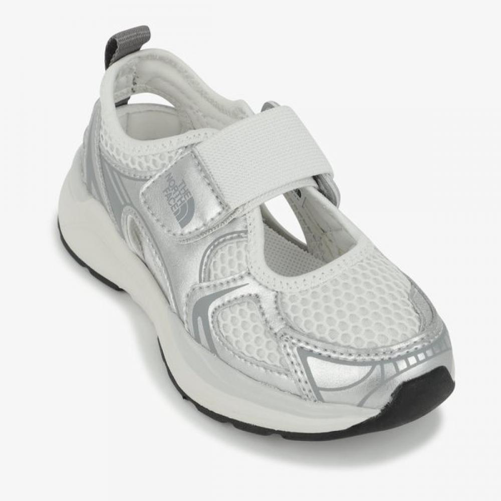 The North Face Kids Solid Sandal Silver Ns82s88v